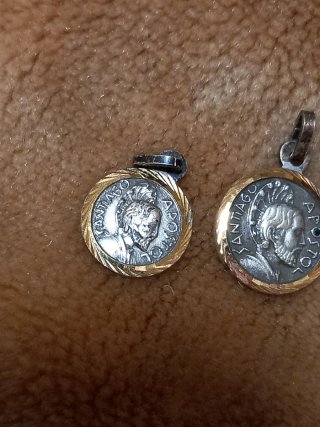 Lote 2 medallas Santiago Apóstol Año Santo 1976