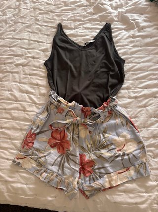 Shorts florales Mango