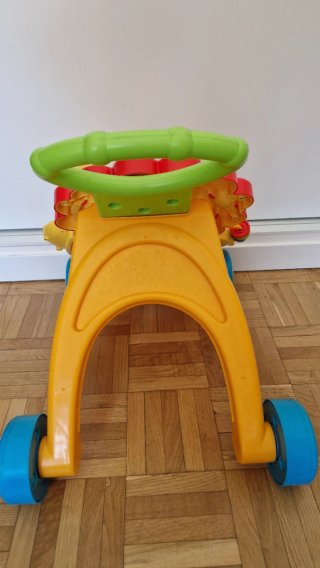 Andador musical Fisher Price León