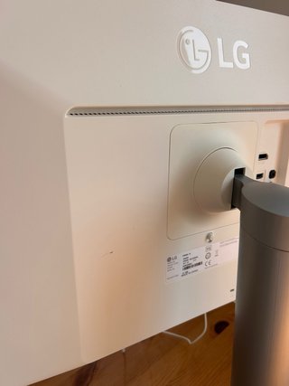 Monitor LG 27” 4K UHD IPS