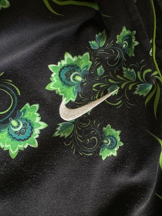 Conjunto Deportivo Nike Floral Verde Negro