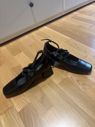 Zapatos charol negros