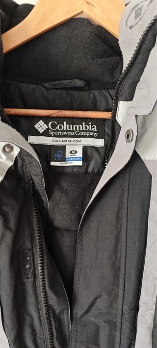 Chaqueta Columbia Negra y Gris