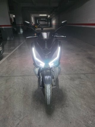 Moto SYM Jet Evo 125cc Automática Negra/Gris
