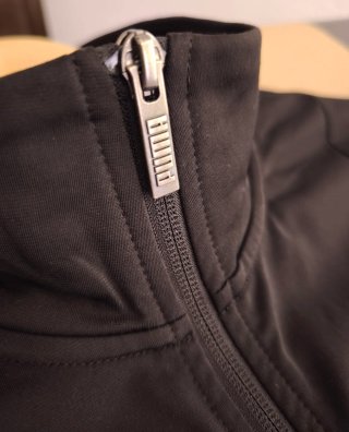 Chaqueta Deportiva Puma Techstripe negra Talla L