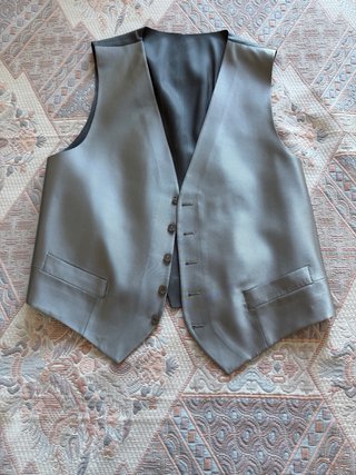 Traje de novio negro