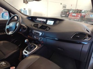 Renault Scenic 2012