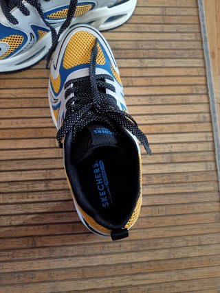 Zapatillas Skechers Azul y Amarillo