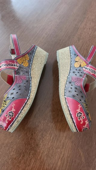 Sandalias Laura Vita Piel Estampadas Flores