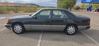 Mercedes-Benz Classe E (214) 1990