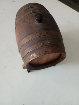 Botticella per vino in legno