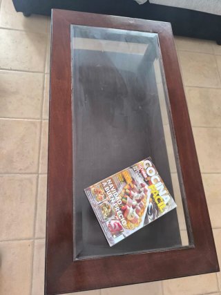 Mesa centro madera y cristal con cajón y se eleva