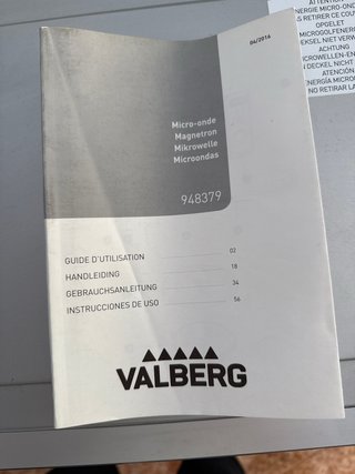 Microondas Valberg plateado