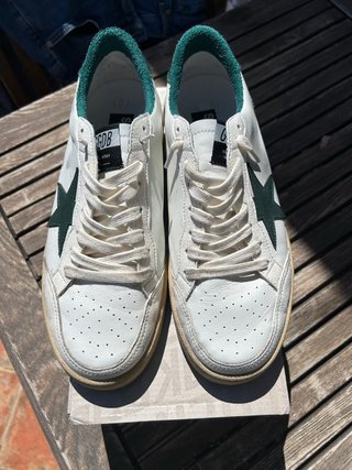 Zapatillas Verdes y Blancas