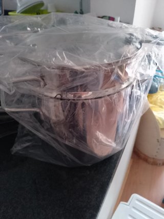 Set di pasta, pentole nuove. Mai usate