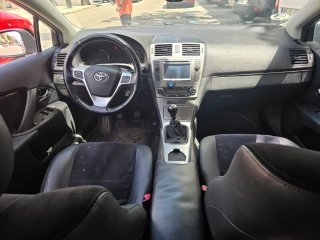 Toyota Avensis 2014