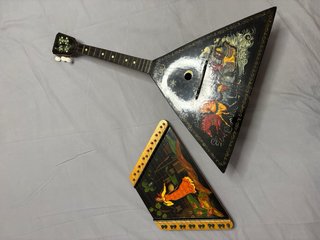 Balalaika y Cítara Decorada