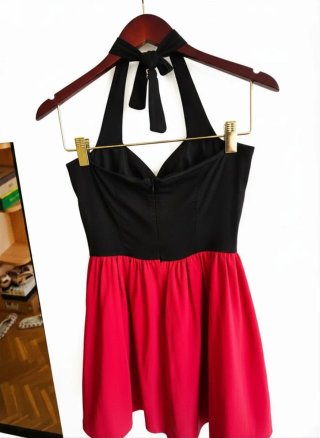 Vestido Pin Up Vintage Negro y Rojo