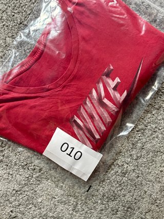 Nike camiseta roja logo 3D vintage XL