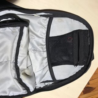 Mochila marca EVOC CC 10L Negra