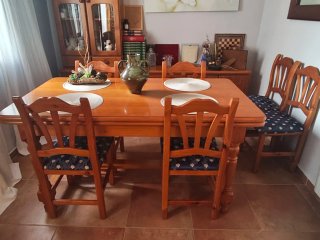 Mesa y 6 Sillas Pino Macizo