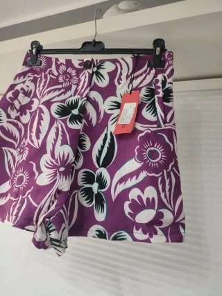 Pantaloncini fantasia floreale taglia L