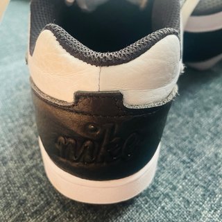 Zapatillas Nike Talla 40 Blancas y Negras