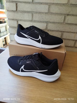 Nike Pegasus 40 Zapatillas UK 8,5