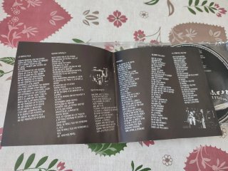 Boikot - CD Cria Cuervos. Remasterizado