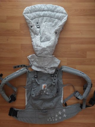 Mochila Ergobaby Porteo Estrellas
