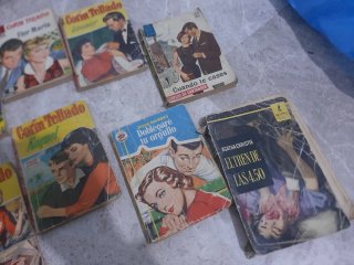 Lote novelas Corín Tellado, Agatha Christie