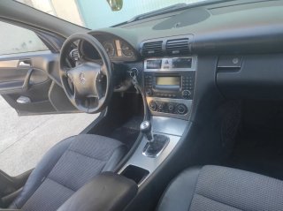 Mercedes-Benz Clase C 2006
