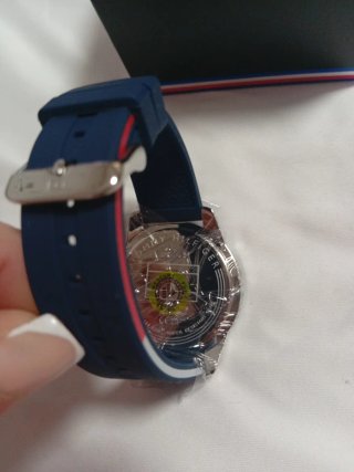 Reloj Tommy Hilfiger juvenil nuevo