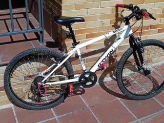 Bicicleta infantil Rock Rider 300 B'TWIN 24''
