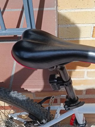 Bicicleta infantil Rock Rider 300 B'TWIN 24''