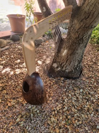 Arpa diatónica estilo africano