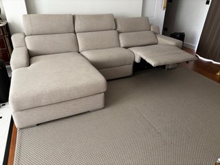 Divano Kibuc relax elettrico beige