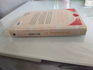 La emperatriz - Kristin Cast (tapa dura y cantos)
