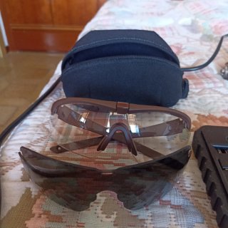 Taladro Black+Decker de cable + brocas + gafas ESS