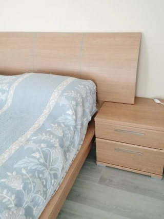 Estructura Cama Matrimonio  Madera y Metal.