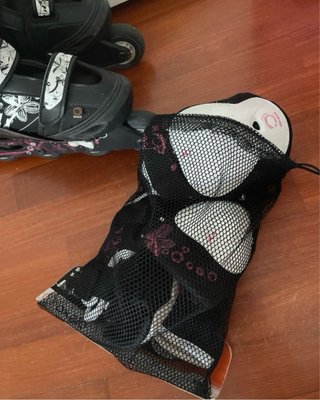 Pattini a rotelle bambina neri e rosa