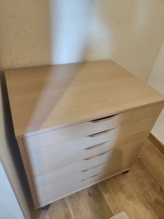 Cajonera Ikea con ruedas