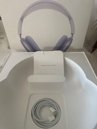 AirPods Max Apple Morado