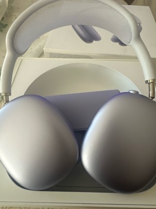 AirPods Max Apple Morado