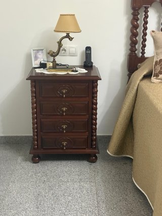 Muebles de dormitorio madera oscura