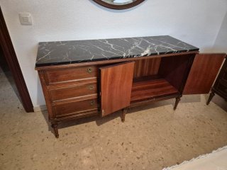 Mobile trucco in marmo e legno