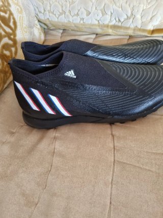 Adidas Predator Freak .3 IN 43