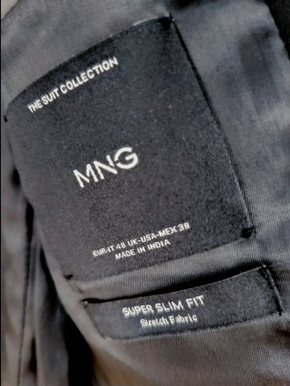 Americana Mango Slim Fit + Pantalón Negro Talla M