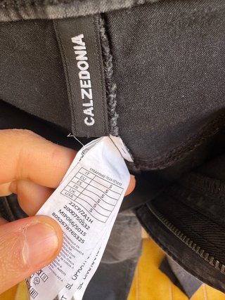 Pantalón negro Calzedonia Talla S