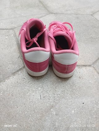 Scarpe da ginnastica Adidas rosa